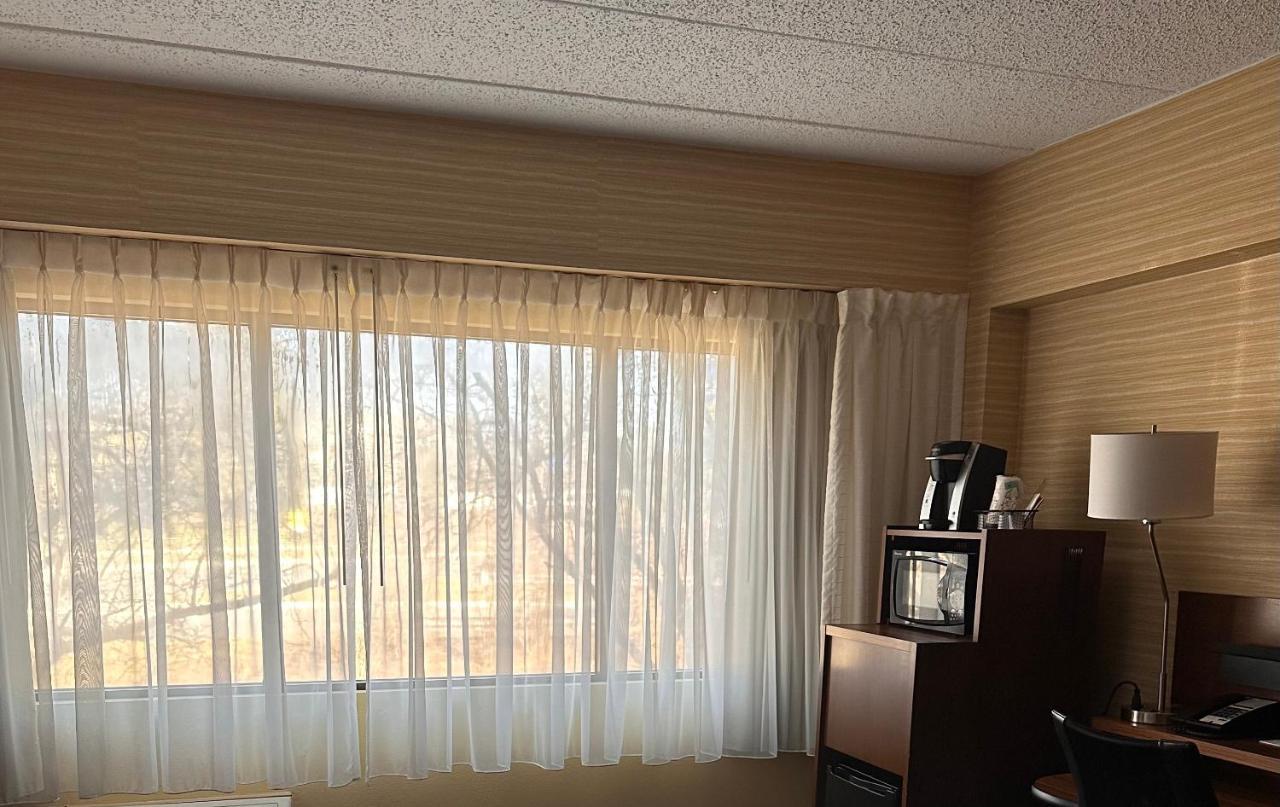 Hotel Fairfield & 3*