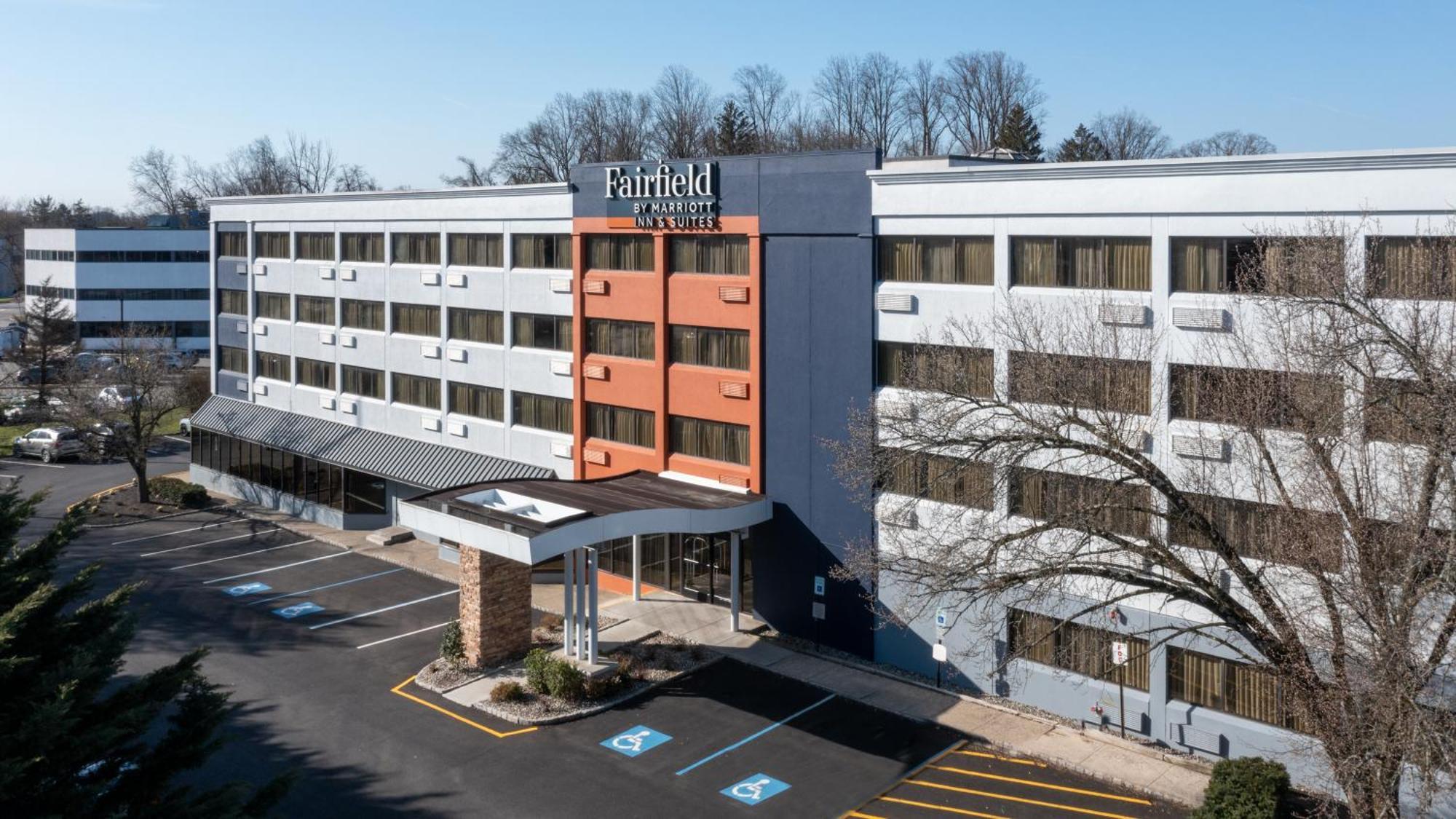 Fairfield & Hotel