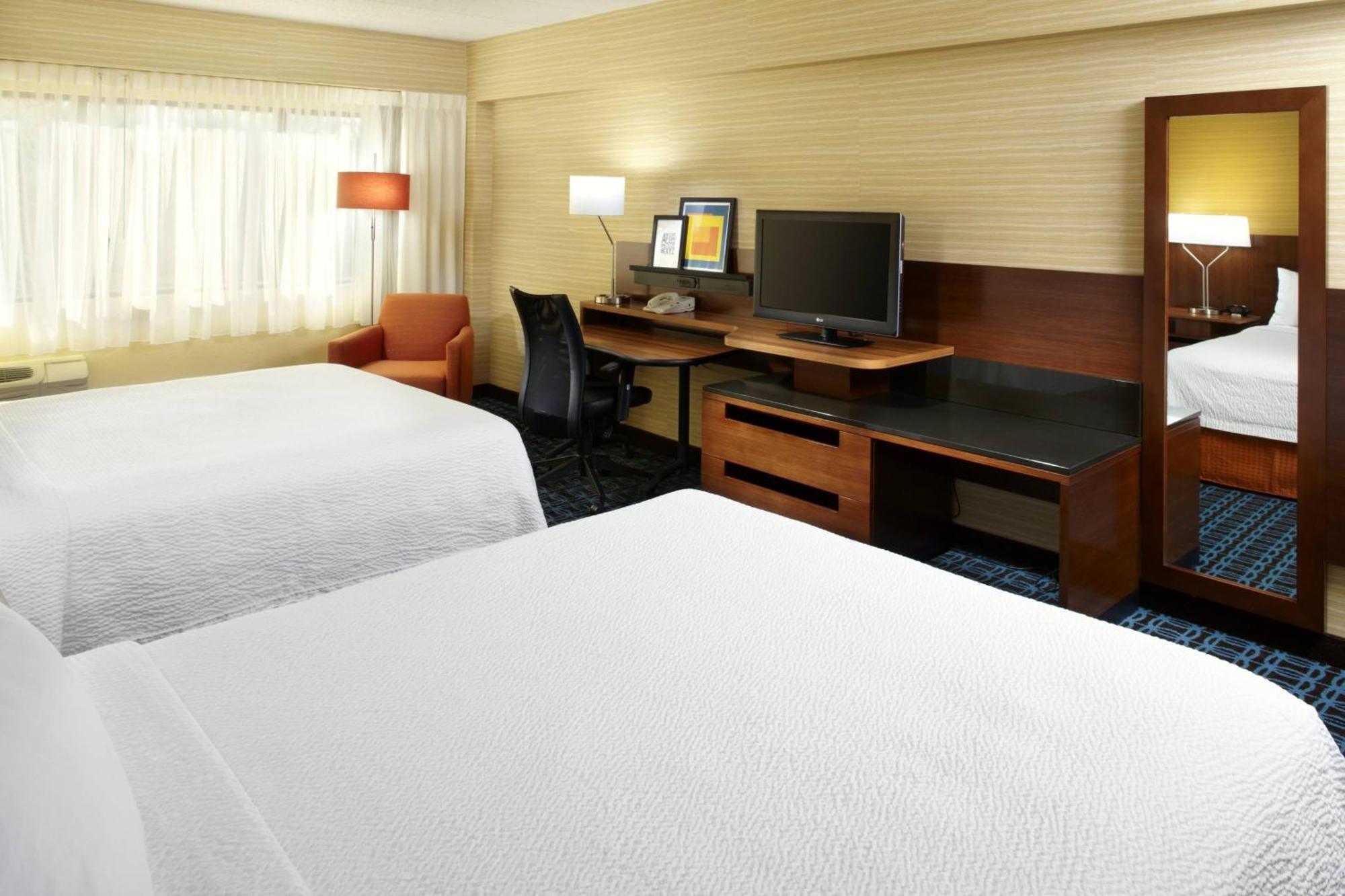 Hotel Fairfield & 3*